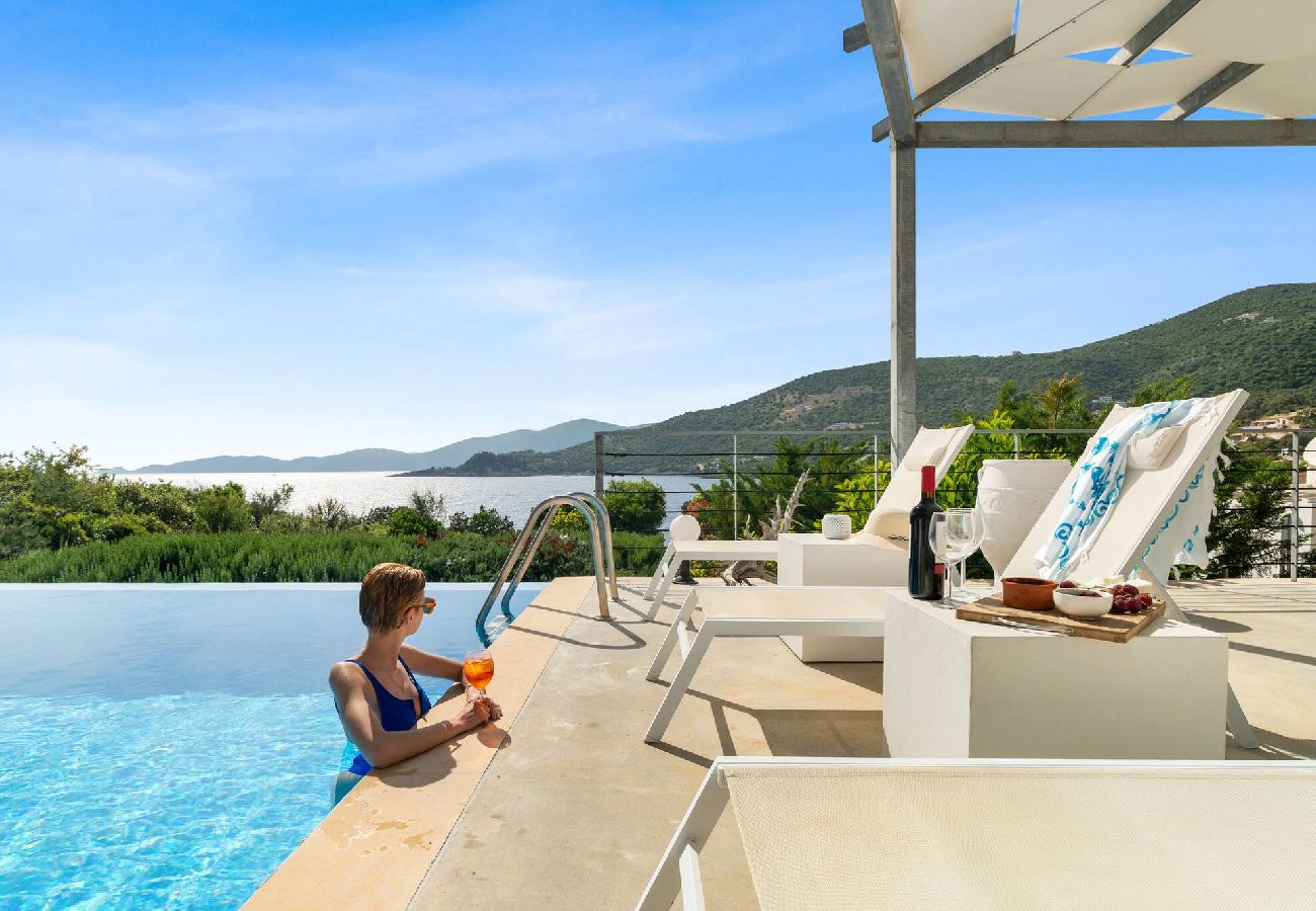 House in Lefkada - VILLA SAPHORA