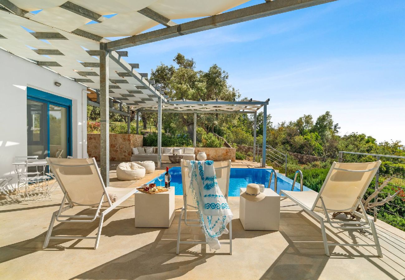 House in Lefkada - VILLA SAPHORA