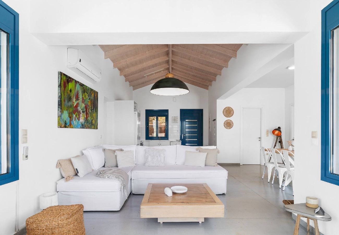 House in Lefkada - VILLA SAPHORA