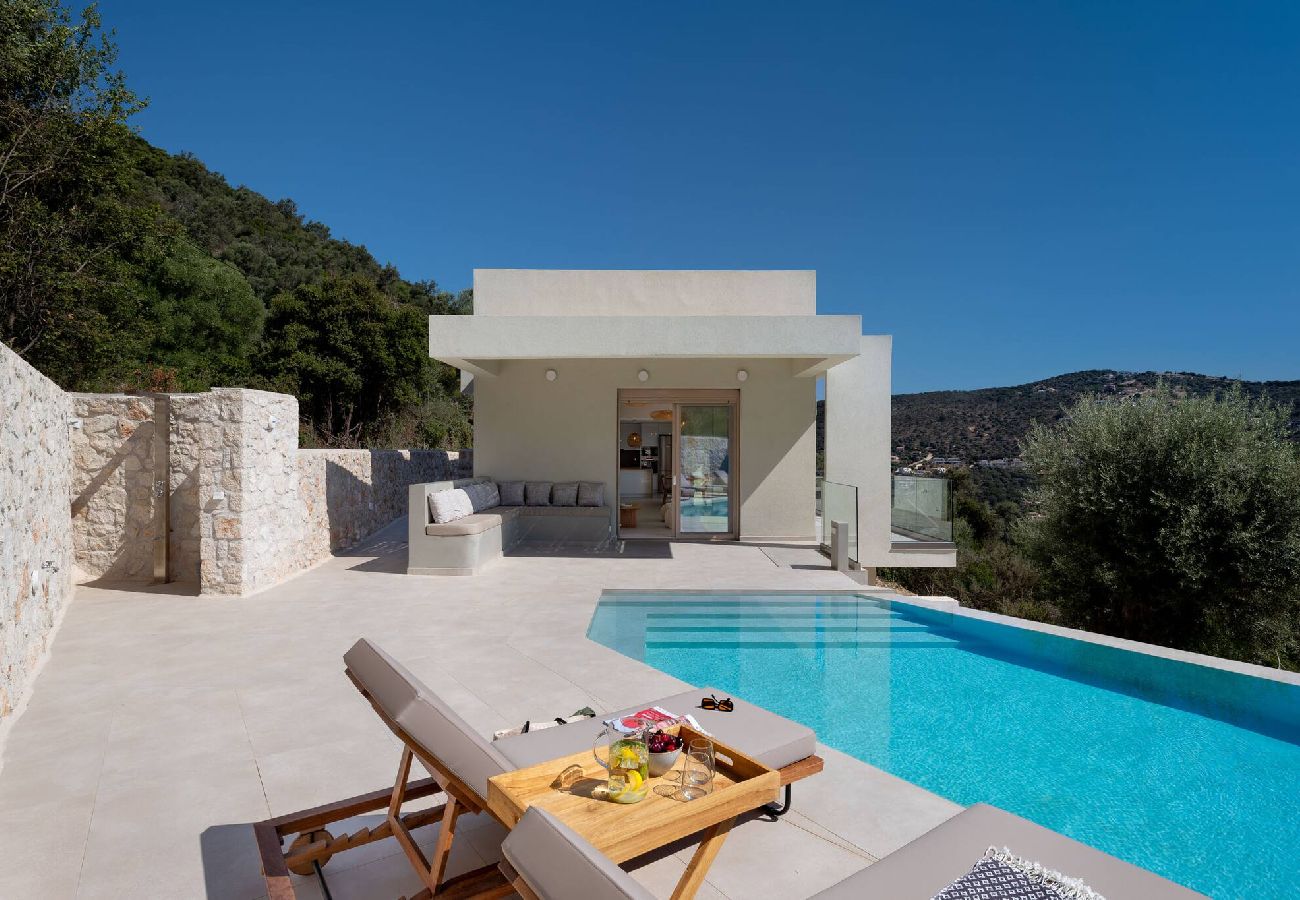 House in Sivota - VILLA EPTANISA