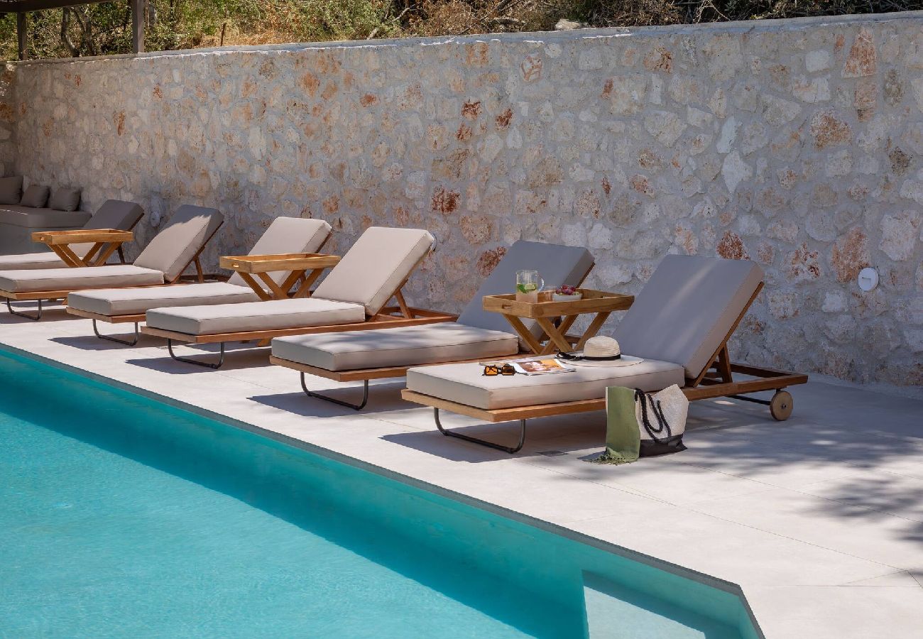 House in Sivota - VILLA EPTANISA