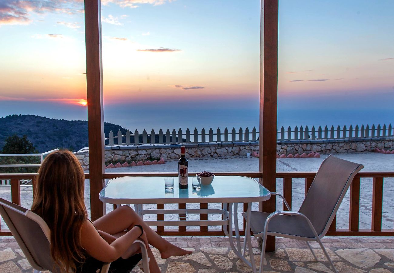 Villa in Vasiliki - VISSALA4 MINUARTIA