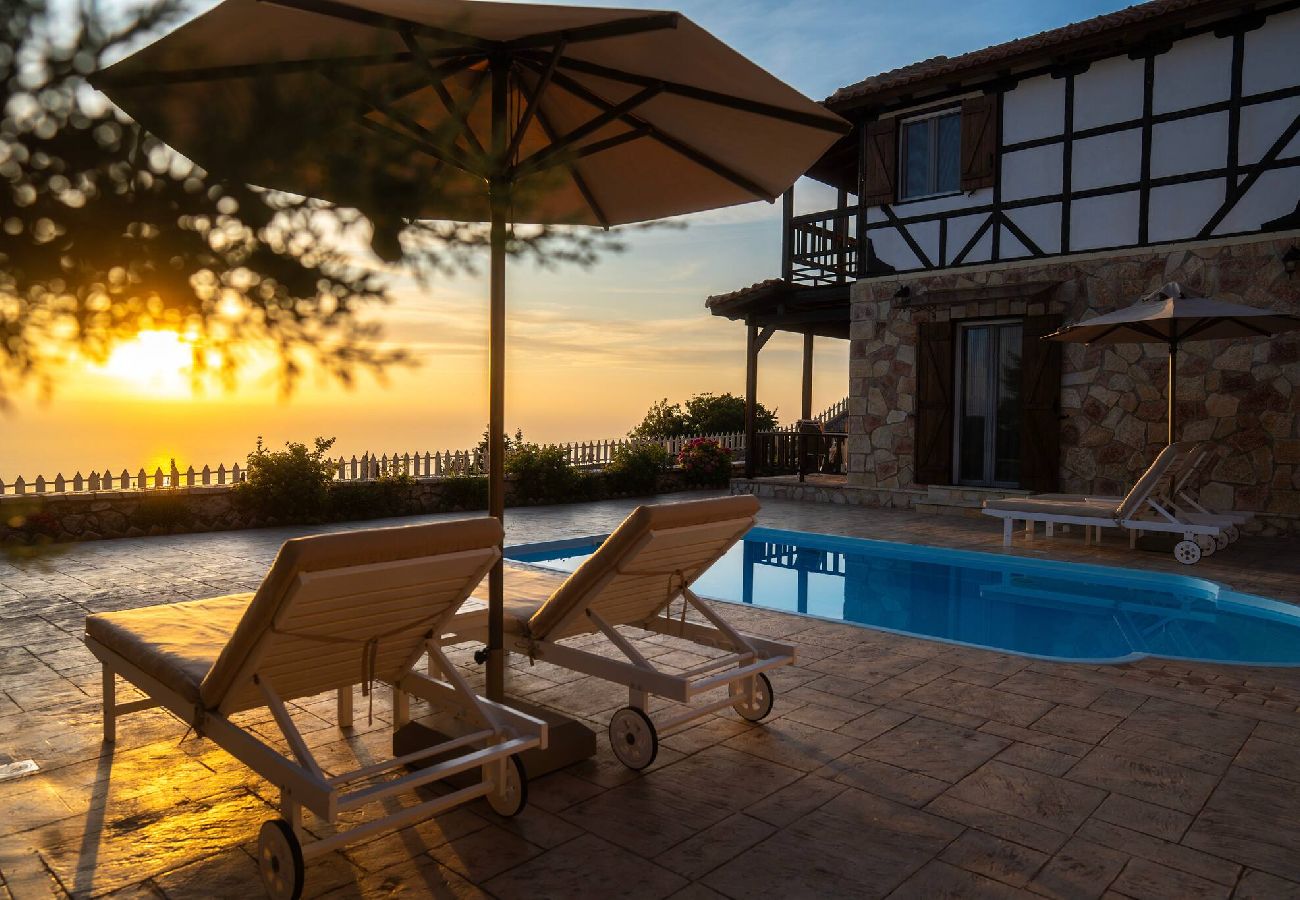 Villa in Vasiliki - VISSALA4 MINUARTIA