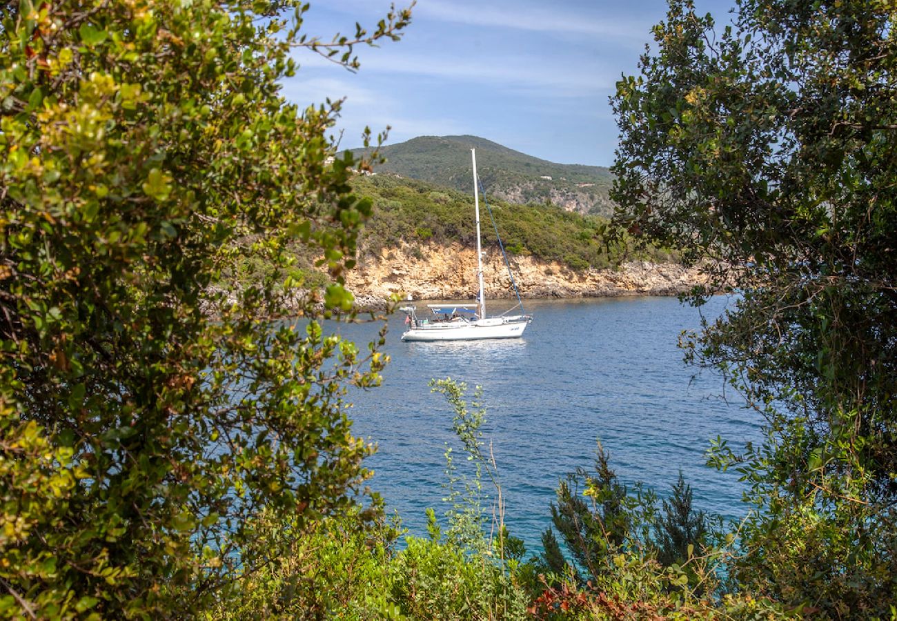 House in Sivota - ZAVIA VILLA DYO (3B) SYVOTA