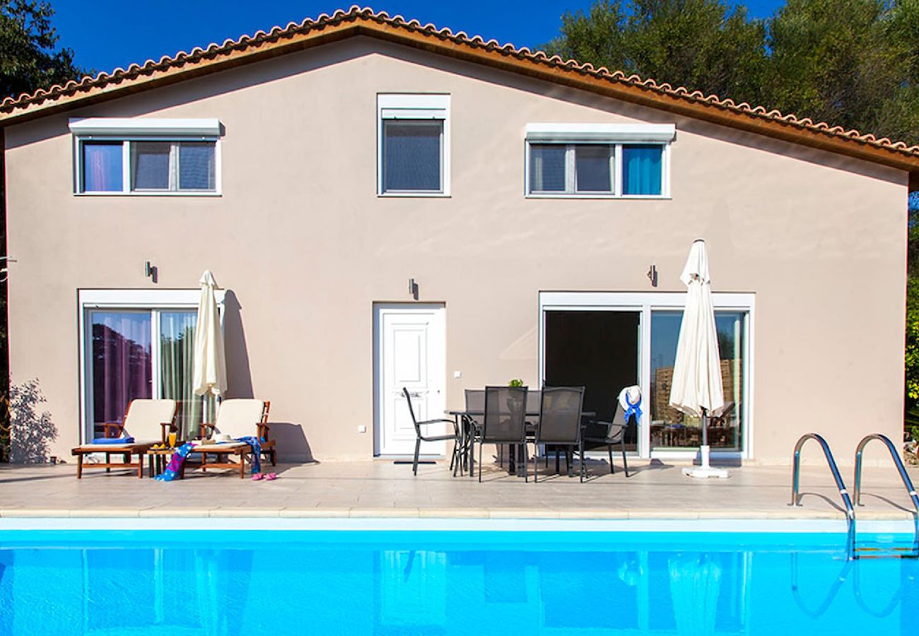 Villa in Lefkada - VILLA MANOS