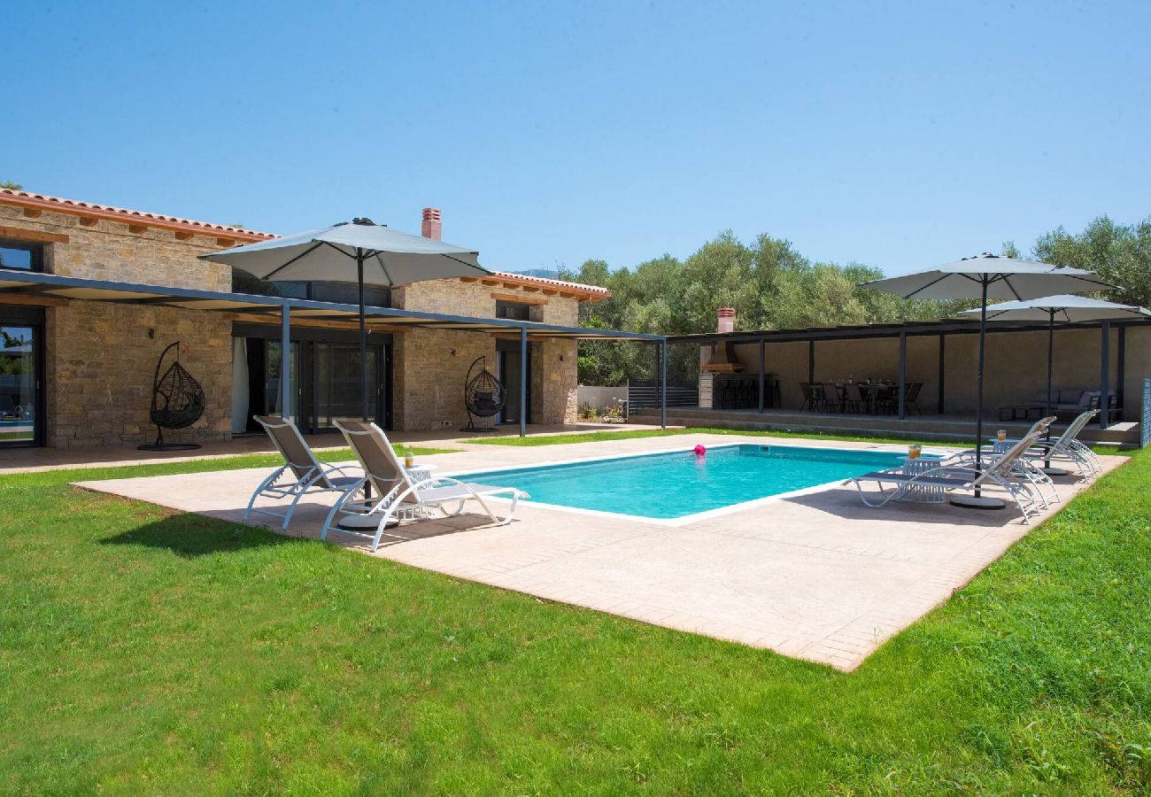 House in Vasiliki - VILLA OLIA