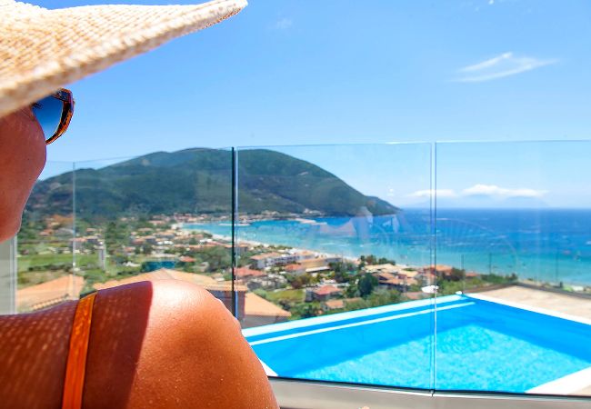 Villa in Vasiliki - DRAKATOS VILLA IRENE (1)