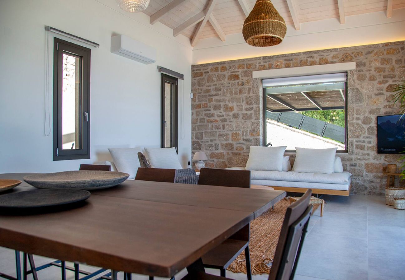 House in Perigiali - SMIRTIES VILLA PASITHEA (4BED)