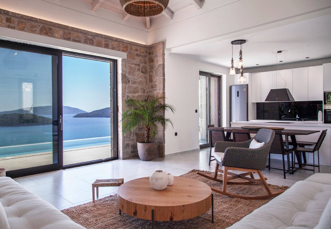 House in Perigiali - SMIRTIES VILLA PASITHEA (4BED)