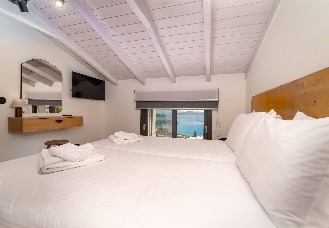 House in Perigiali - SMIRTIES VILLA PASITHEA (4BED)