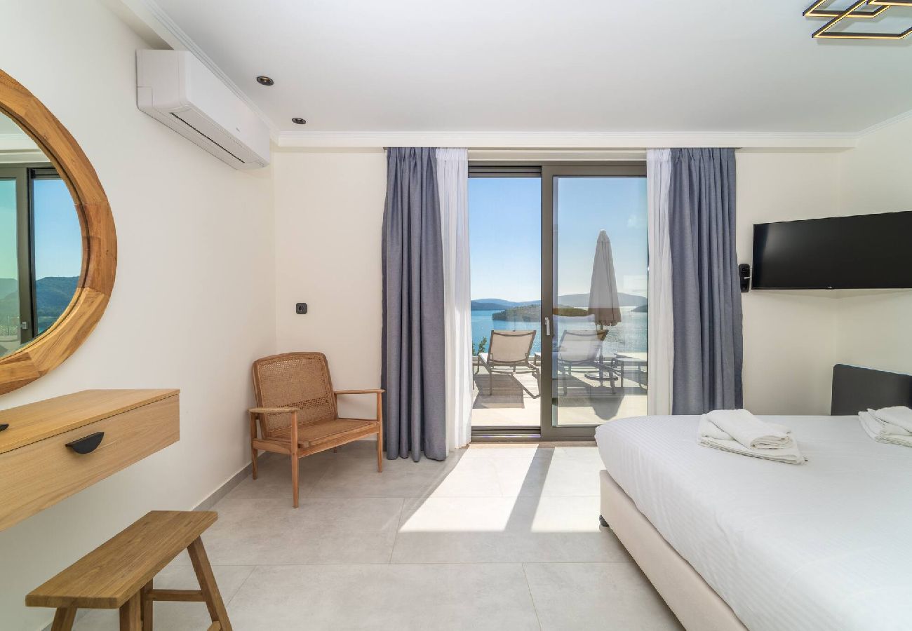 House in Perigiali - SMIRTIES VILLA PASITHEA (4BED)