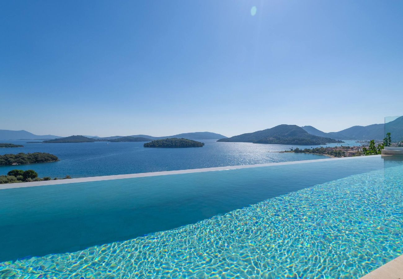 House in Perigiali - SMIRTIES VILLA PASITHEA (4BED)