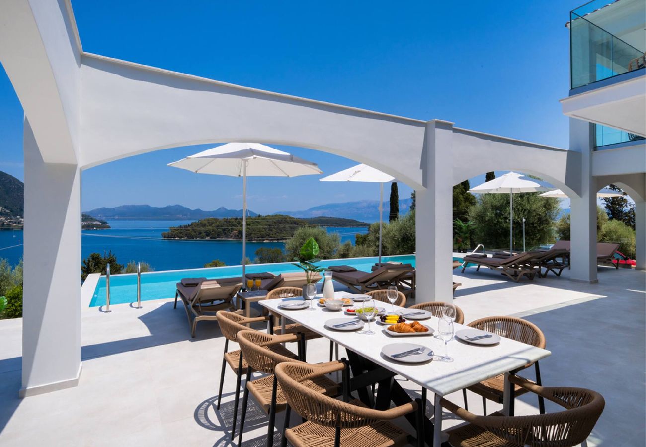 House in Lefkada - VILLA UNIQUE