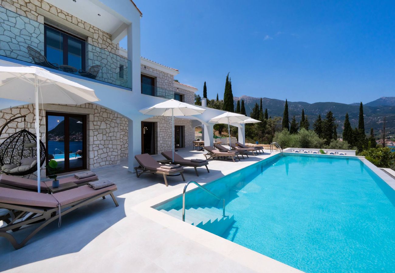 House in Lefkada - VILLA UNIQUE