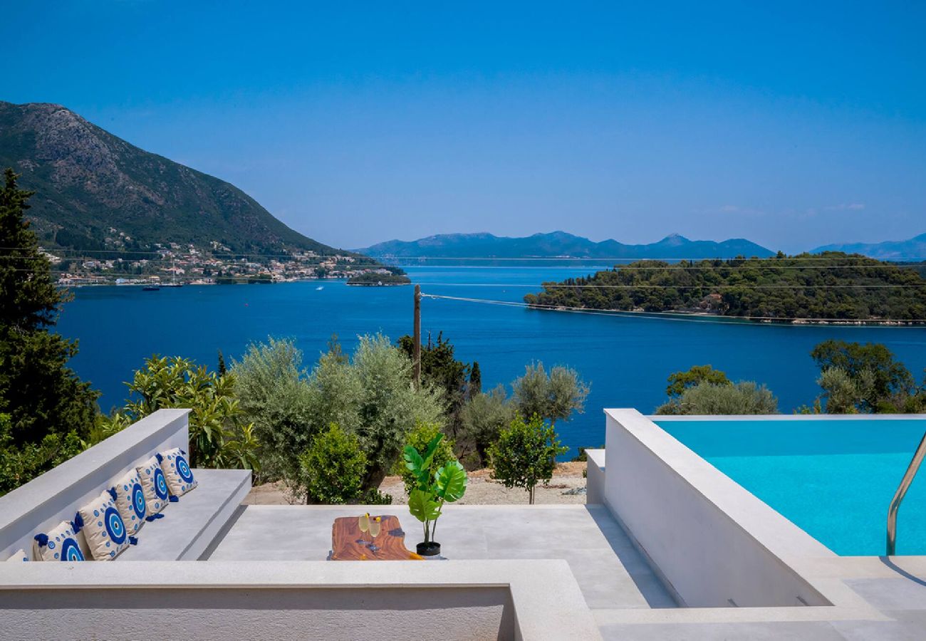 House in Lefkada - VILLA UNIQUE