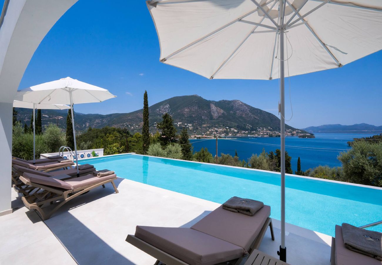 House in Lefkada - VILLA UNIQUE