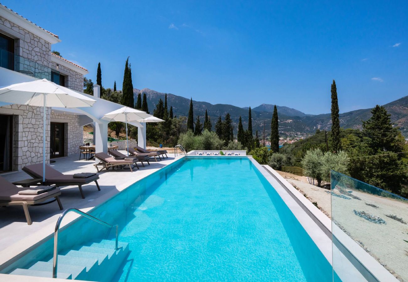 House in Lefkada - VILLA UNIQUE