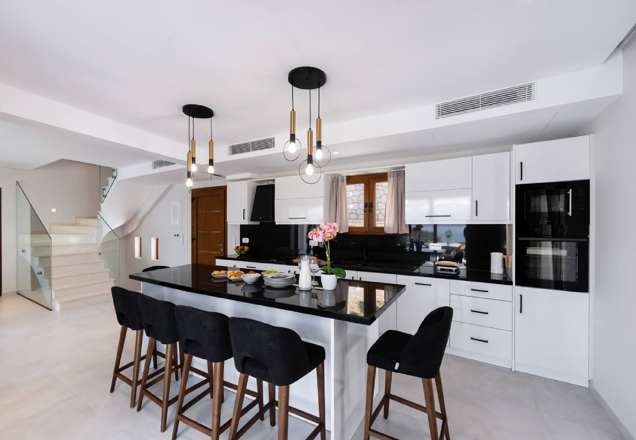 House in Lefkada - VILLA UNIQUE