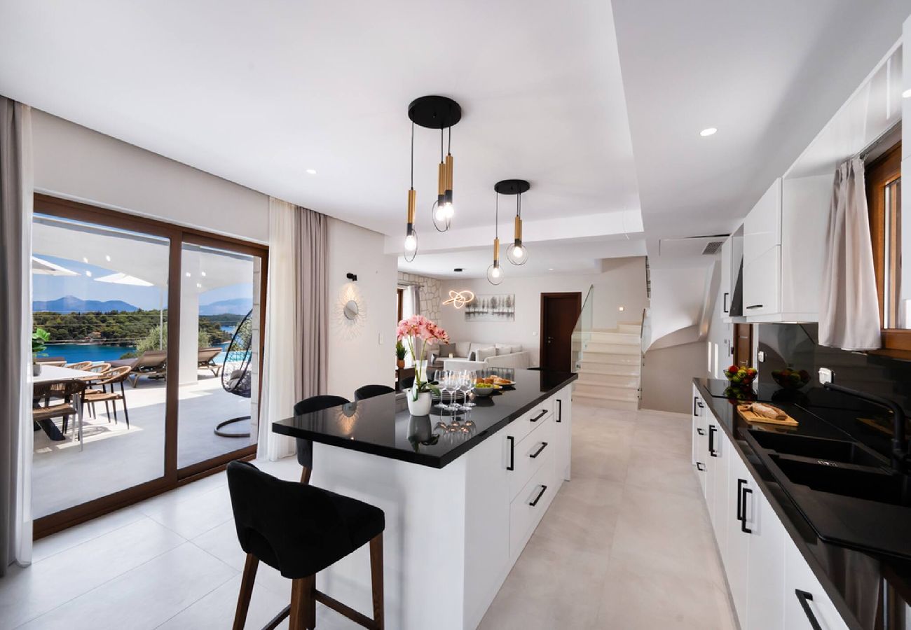 House in Lefkada - VILLA UNIQUE