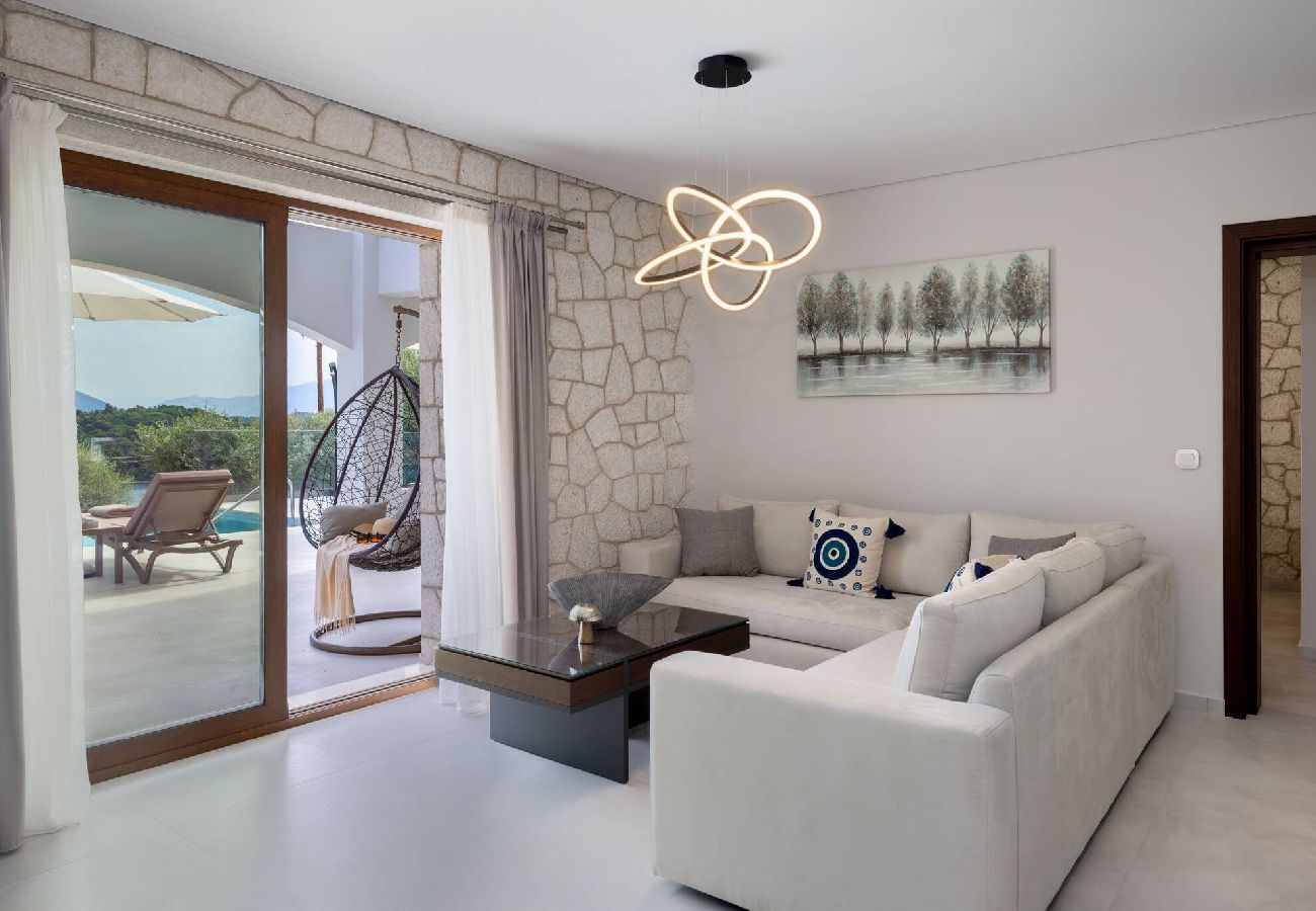 House in Lefkada - VILLA UNIQUE