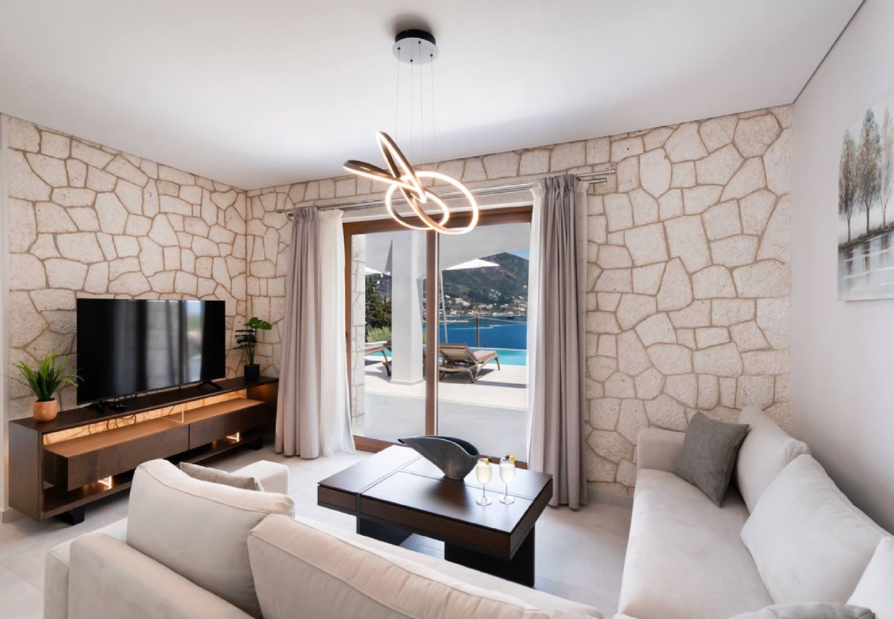 House in Lefkada - VILLA UNIQUE