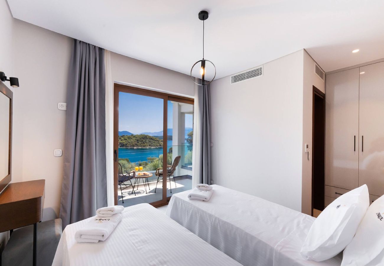 House in Lefkada - VILLA UNIQUE