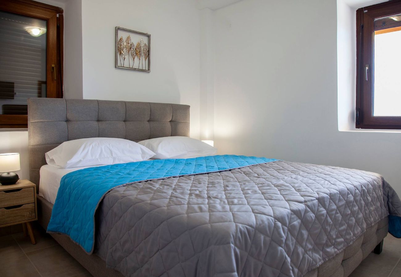 Apartment in Lefkada - AGIOS PETROS 1