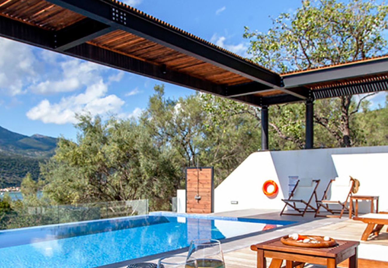 Villa in Lefkada - DESIMI VILLA THEIA