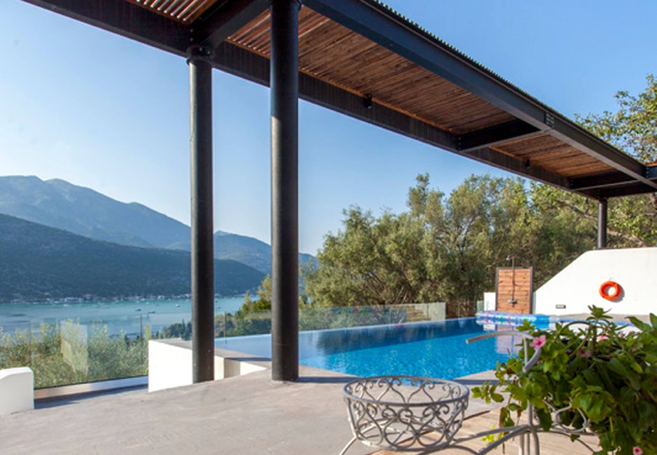 Villa in Lefkada - DESIMI VILLA THEIA