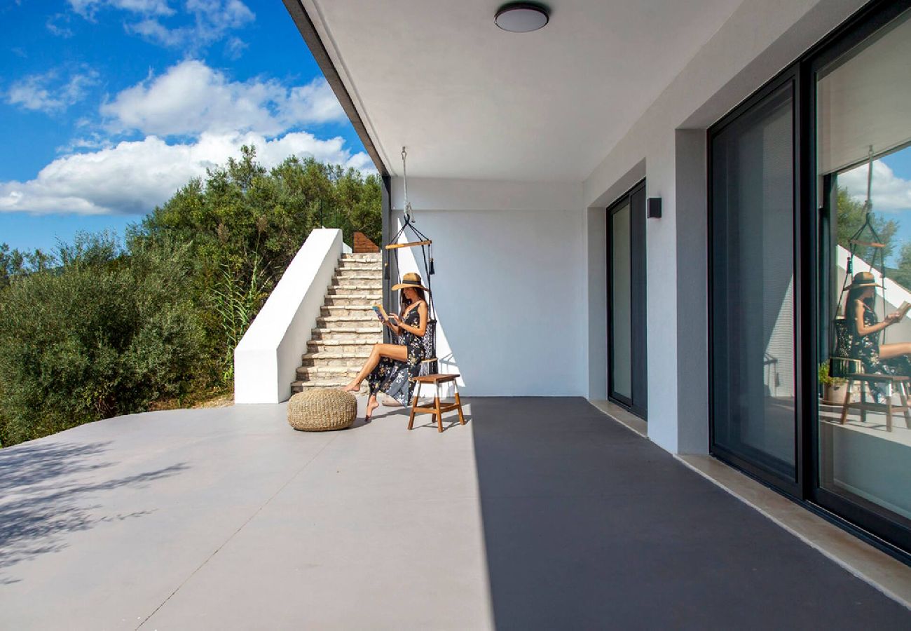 Villa in Lefkada - DESIMI VILLA THEIA