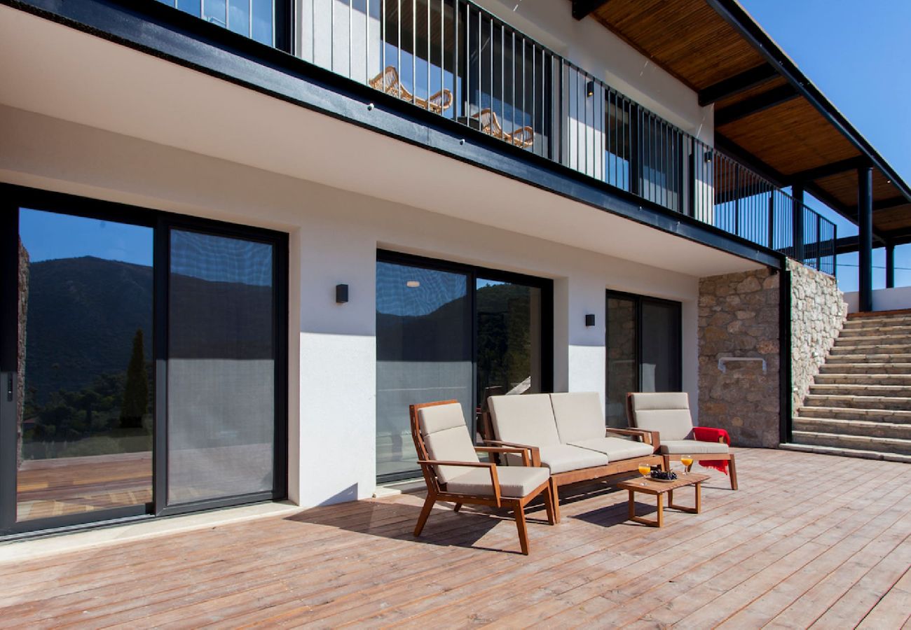 Villa in Lefkada - DESIMI VILLA NAYA