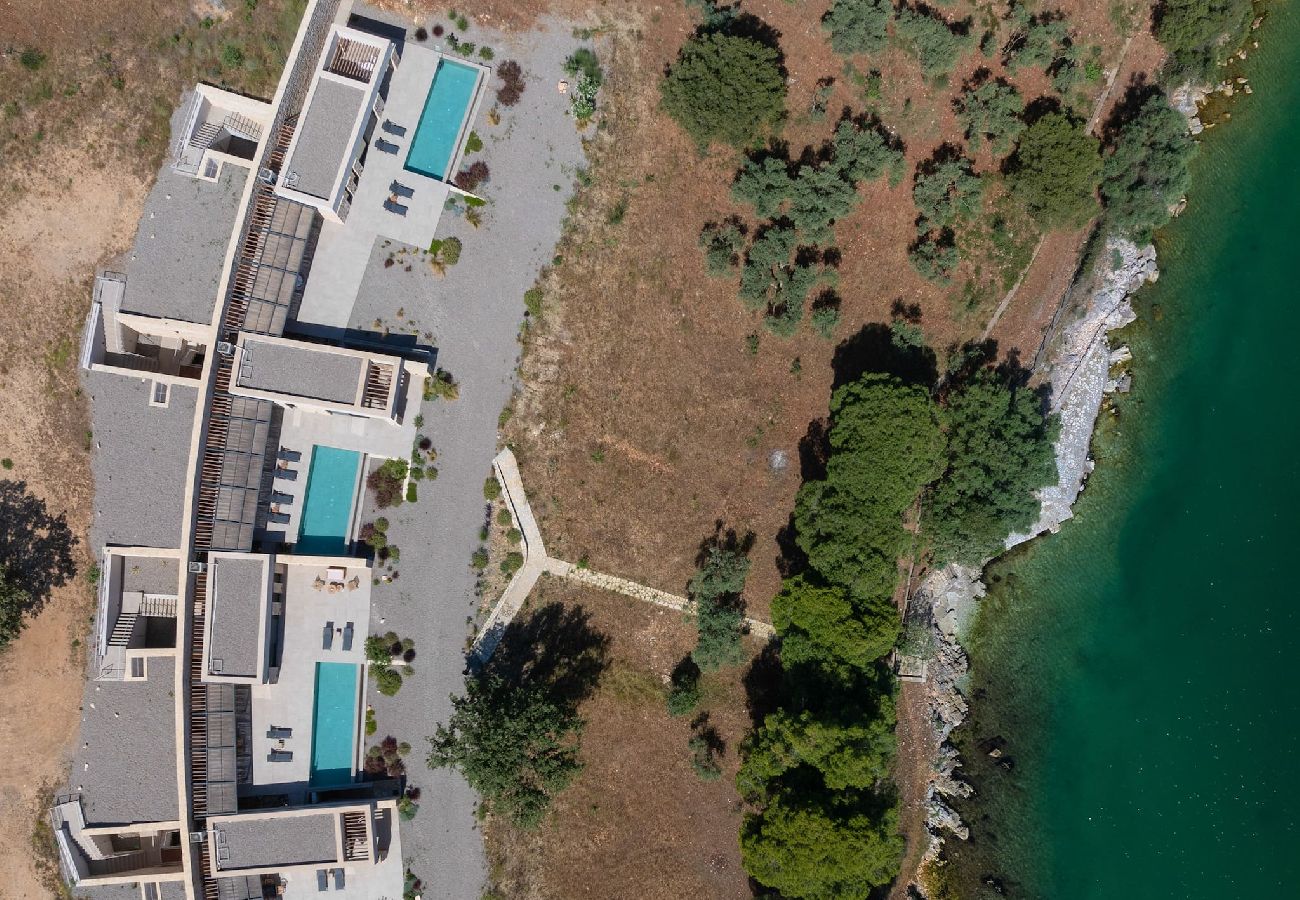 House in Amfilochia - THEROS BASIL (2 BED)