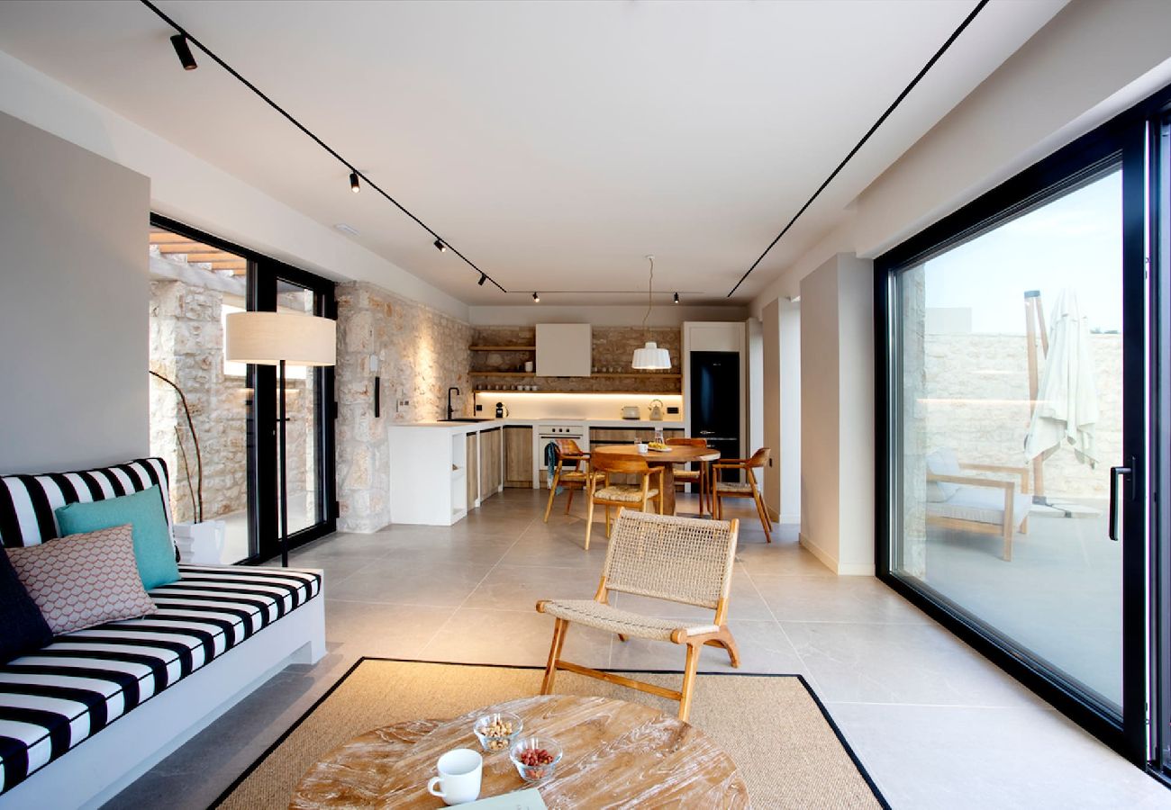 House in Amfilochia - THEROS BASIL (2 BED)