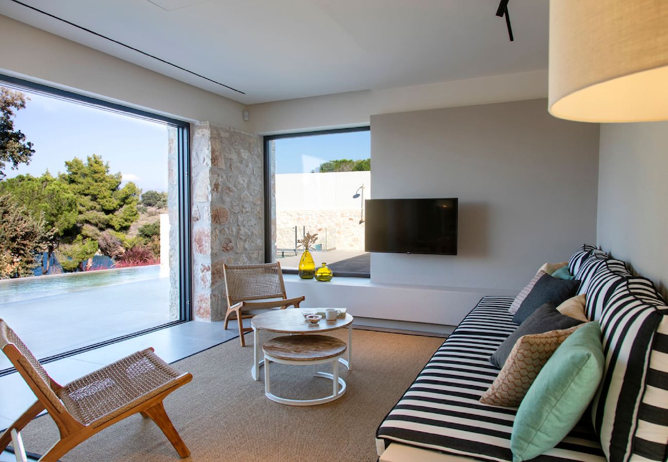 House in Amfilochia - THEROS BASIL (2 BED)