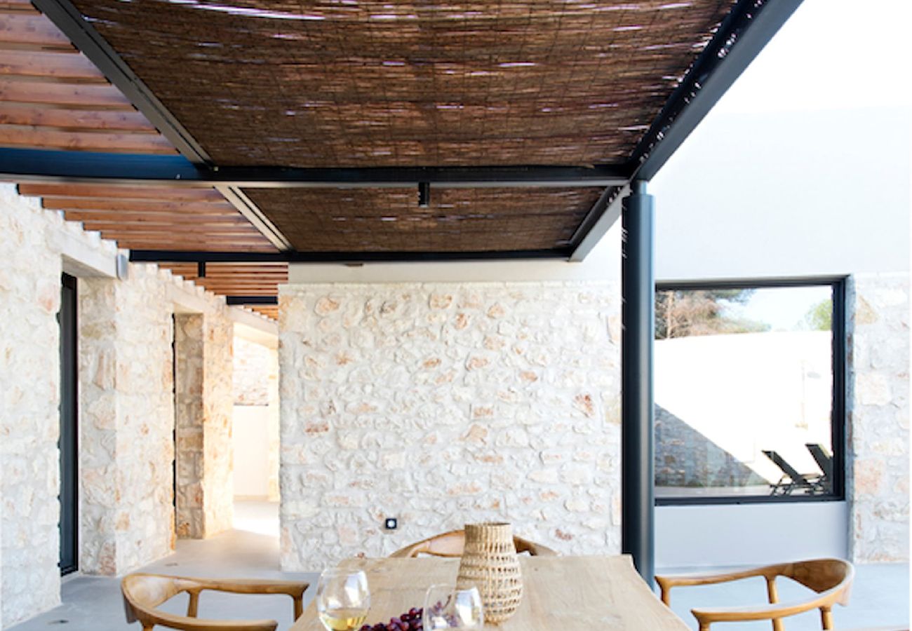 House in Amfilochia - THEROS BASIL (2 BED)