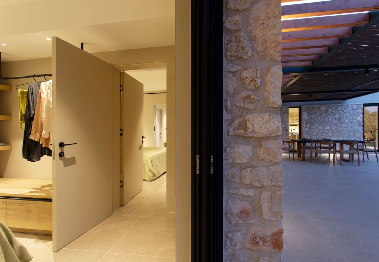 House in Amfilochia - THEROS BASIL (2 BED)