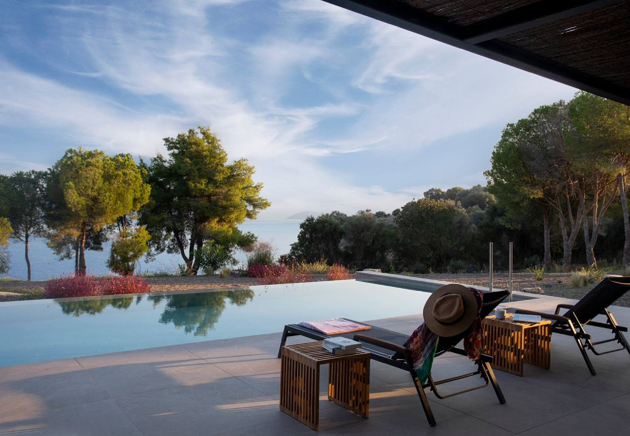 House in Amfilochia - THEROS ALOE (3 BED)