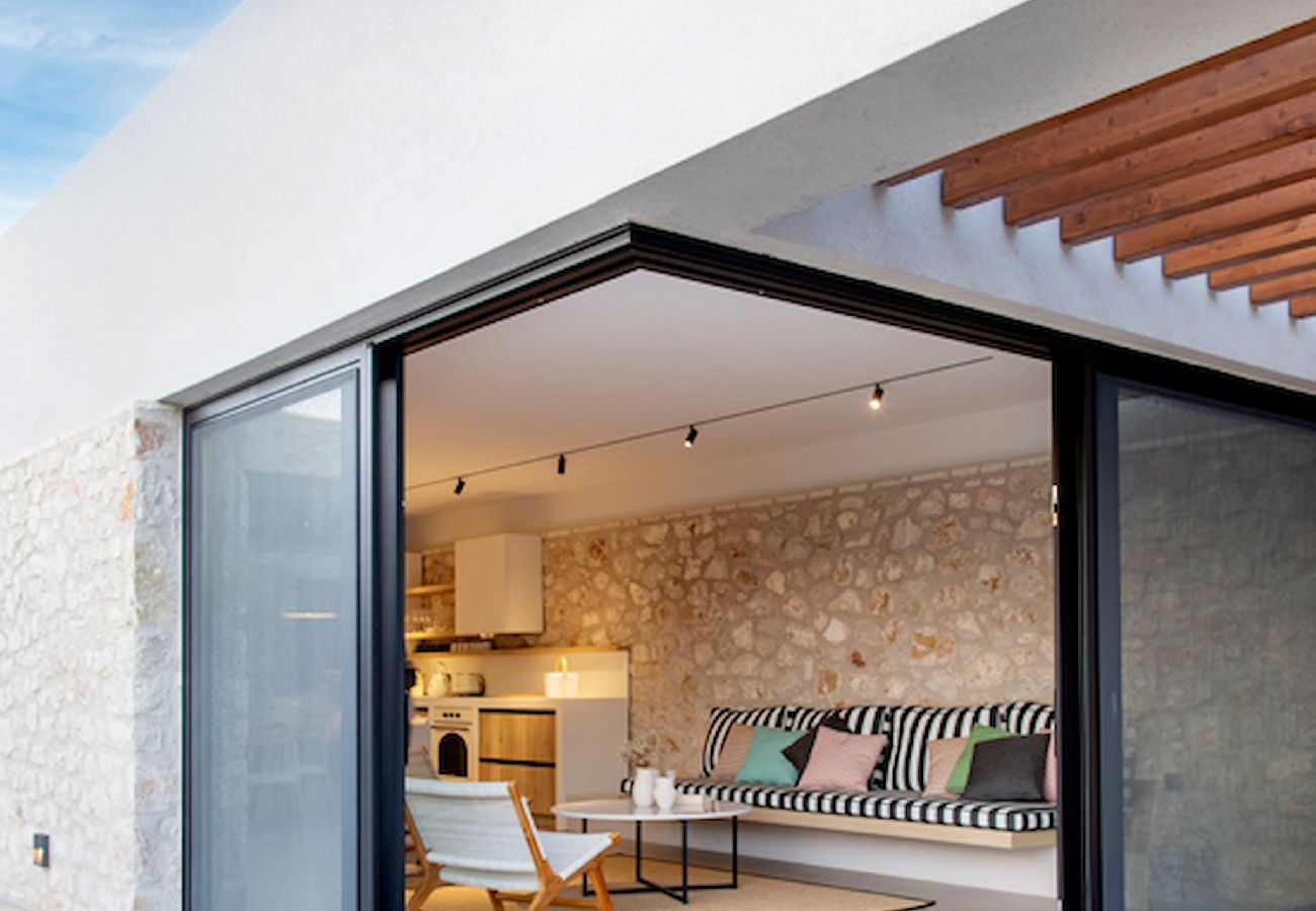 House in Amfilochia - THEROS ALOE (3 BED)