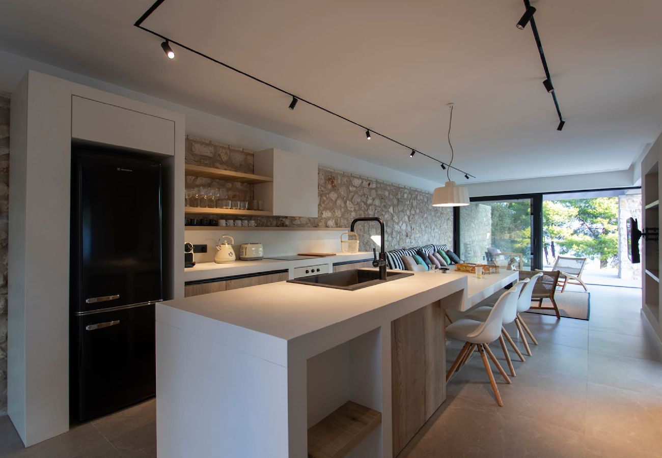 House in Amfilochia - THEROS ALOE (3 BED)