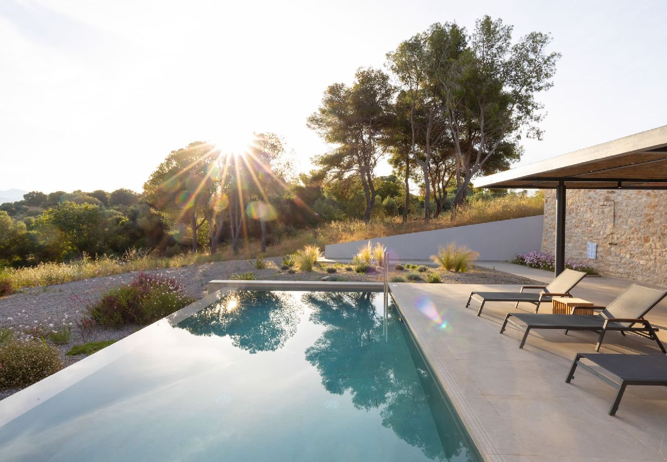 House in Amfilochia - THEROS ALOE (3 BED)