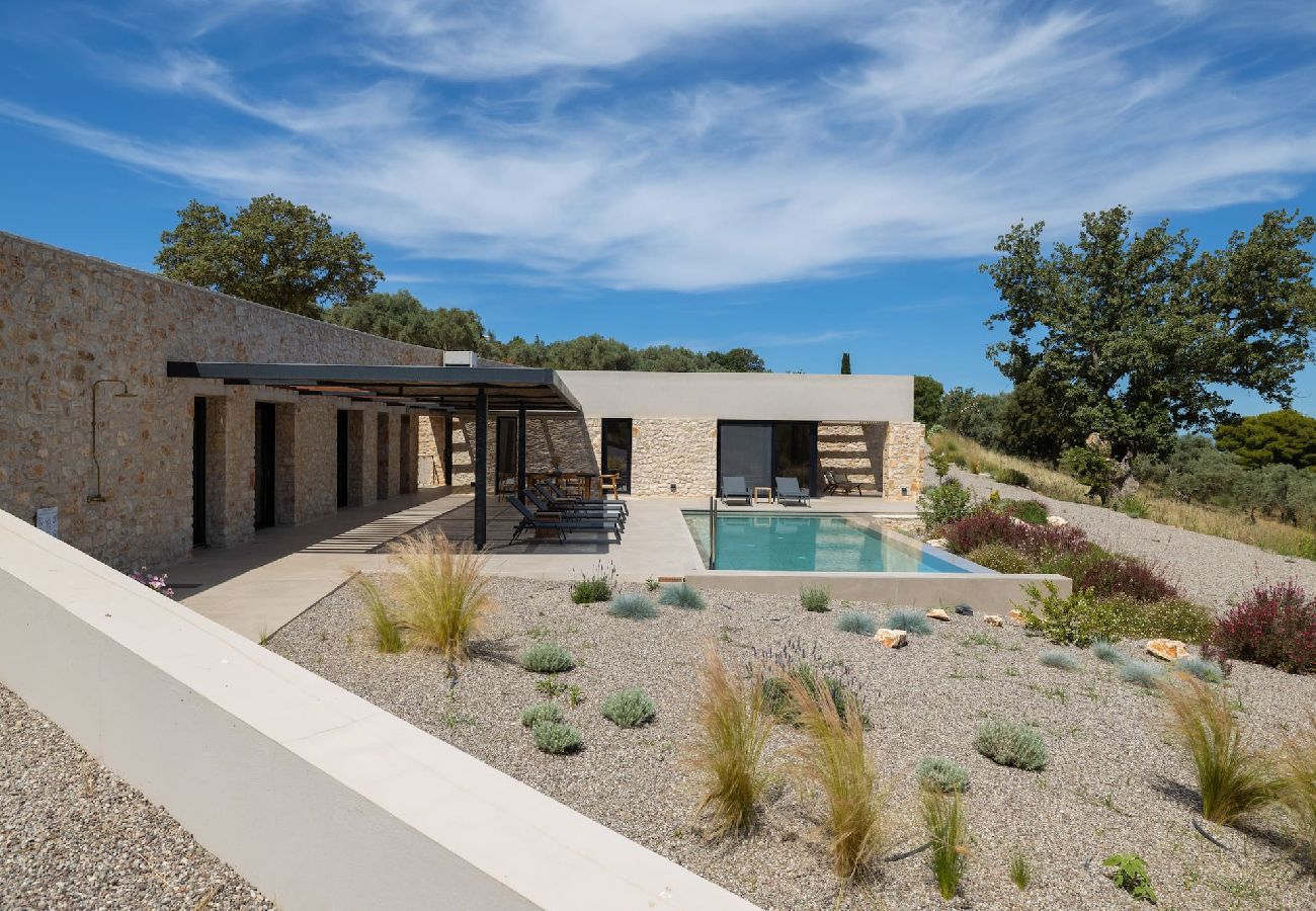 House in Amfilochia - THEROS ALOE (3 BED)