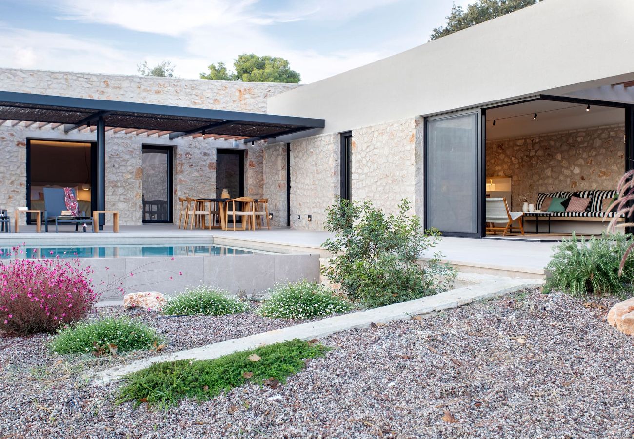 House in Amfilochia - THEROS CITRUS (3 BED)