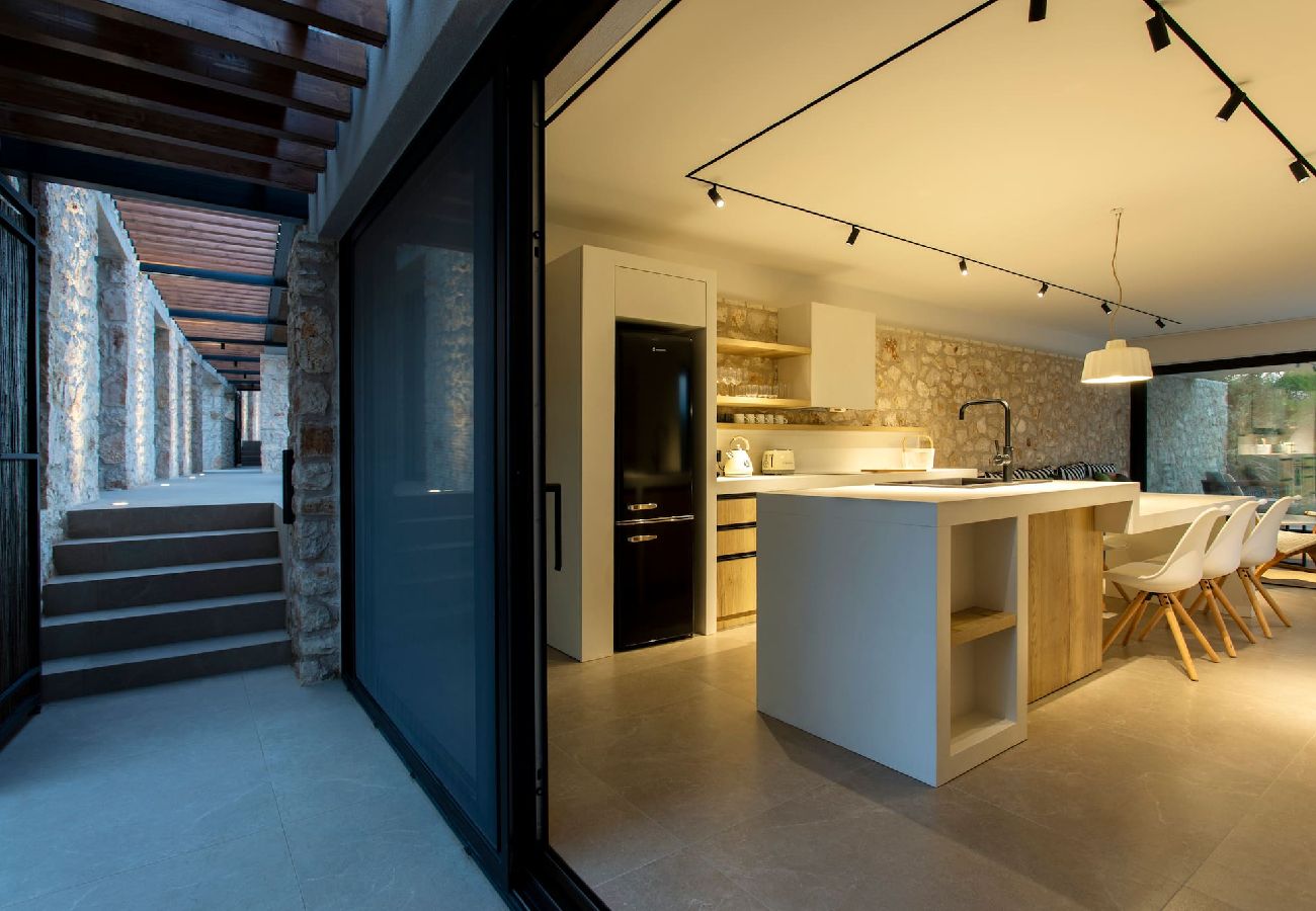 House in Amfilochia - THEROS CITRUS (3 BED)