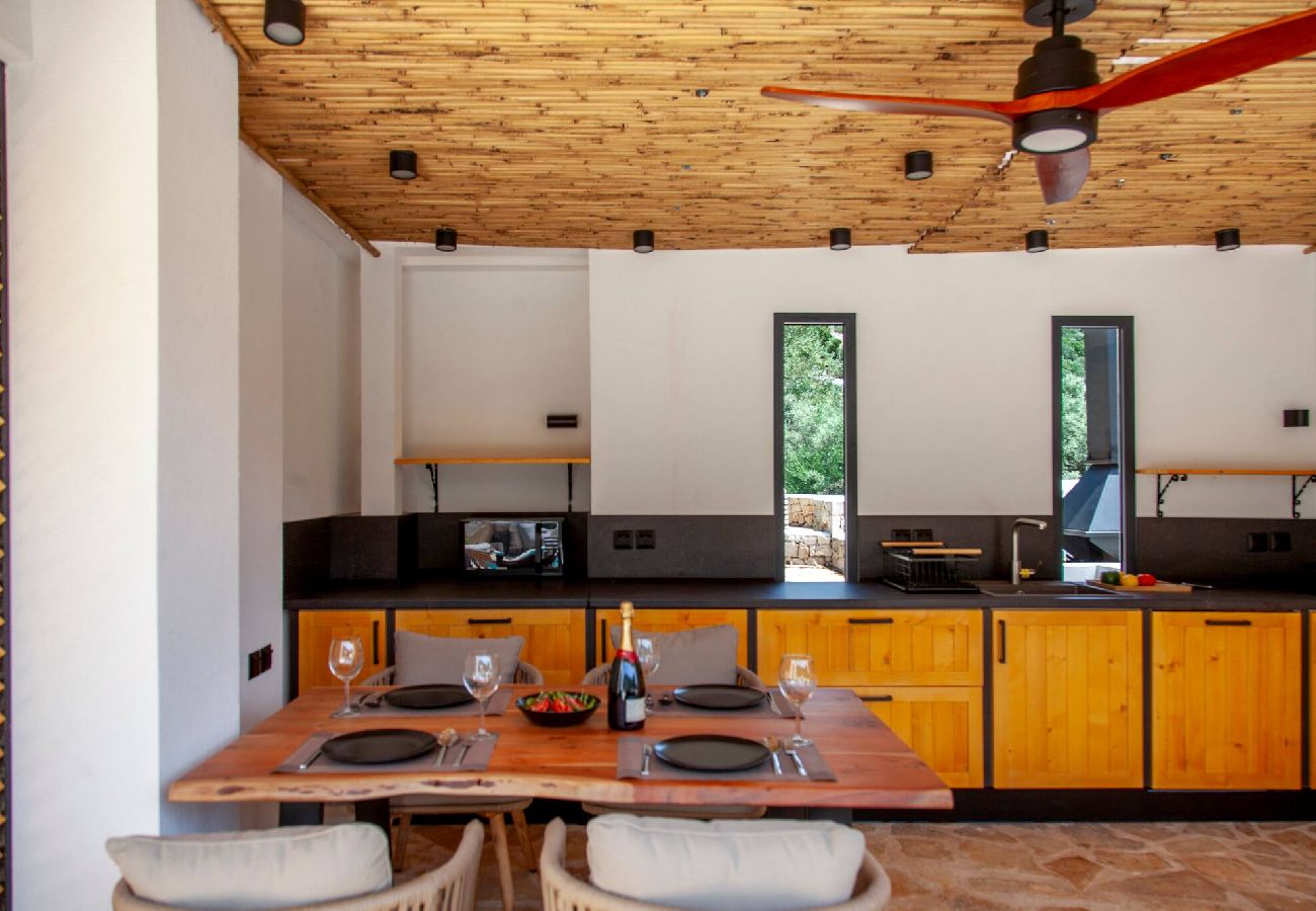 House in Sivota - VILLA DARA AND TODD