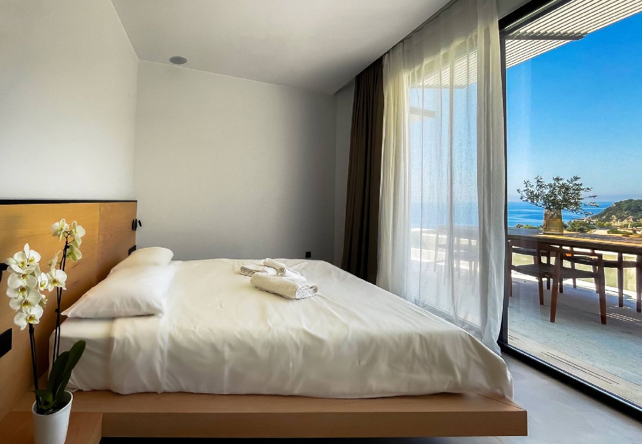 House in Lefkada - SCIROCCO PENELOPE (2 BED)