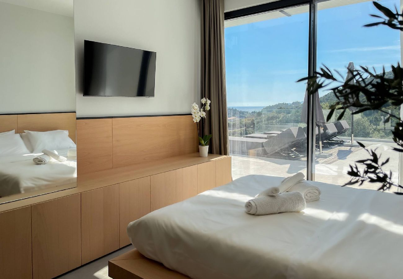 House in Lefkada - SCIROCCO PENELOPE (2 BED)