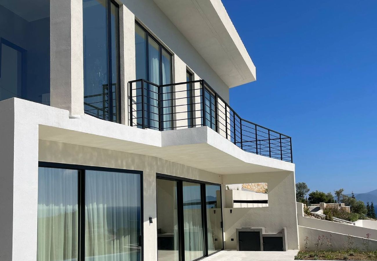 House in Lefkada - SCIROCCO ODYSSEY (2 BED)