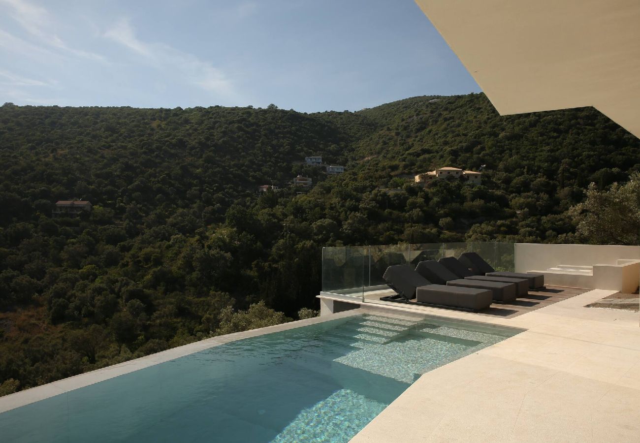 House in Lefkada - SCIROCCO ODYSSEY (2 BED)