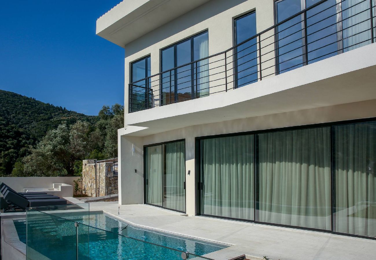 House in Lefkada - SCIROCCO ODYSSEY (2 BED)