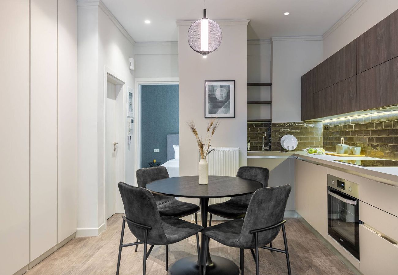 Apartment in Athens - BEEHIVE GROUND